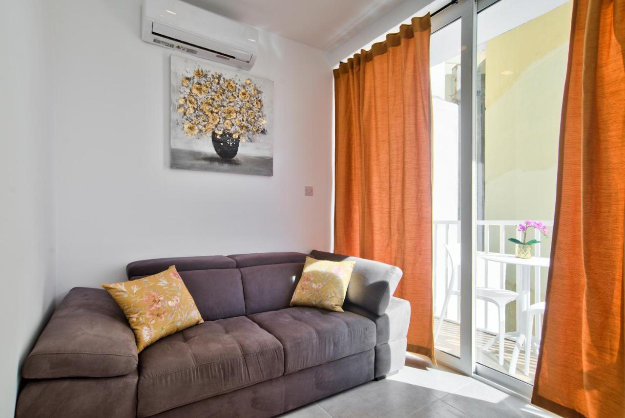 Sliema 2-Bedroom Central Apartments And Penthouse With Jacuzzi מראה חיצוני תמונה